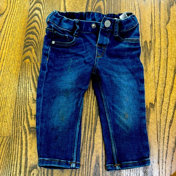 Baby clothes - Picture 1 of 2